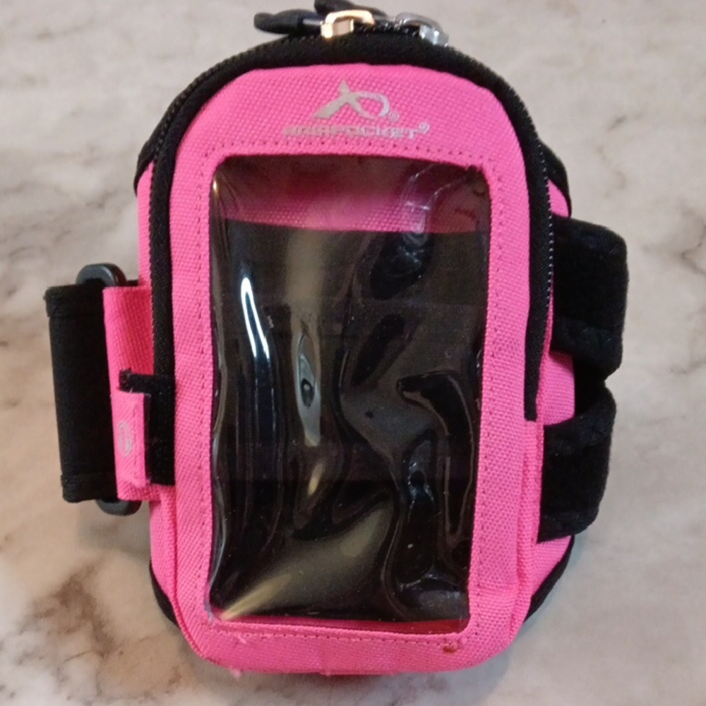 Armpocket Pink Phone And Cards Armband.